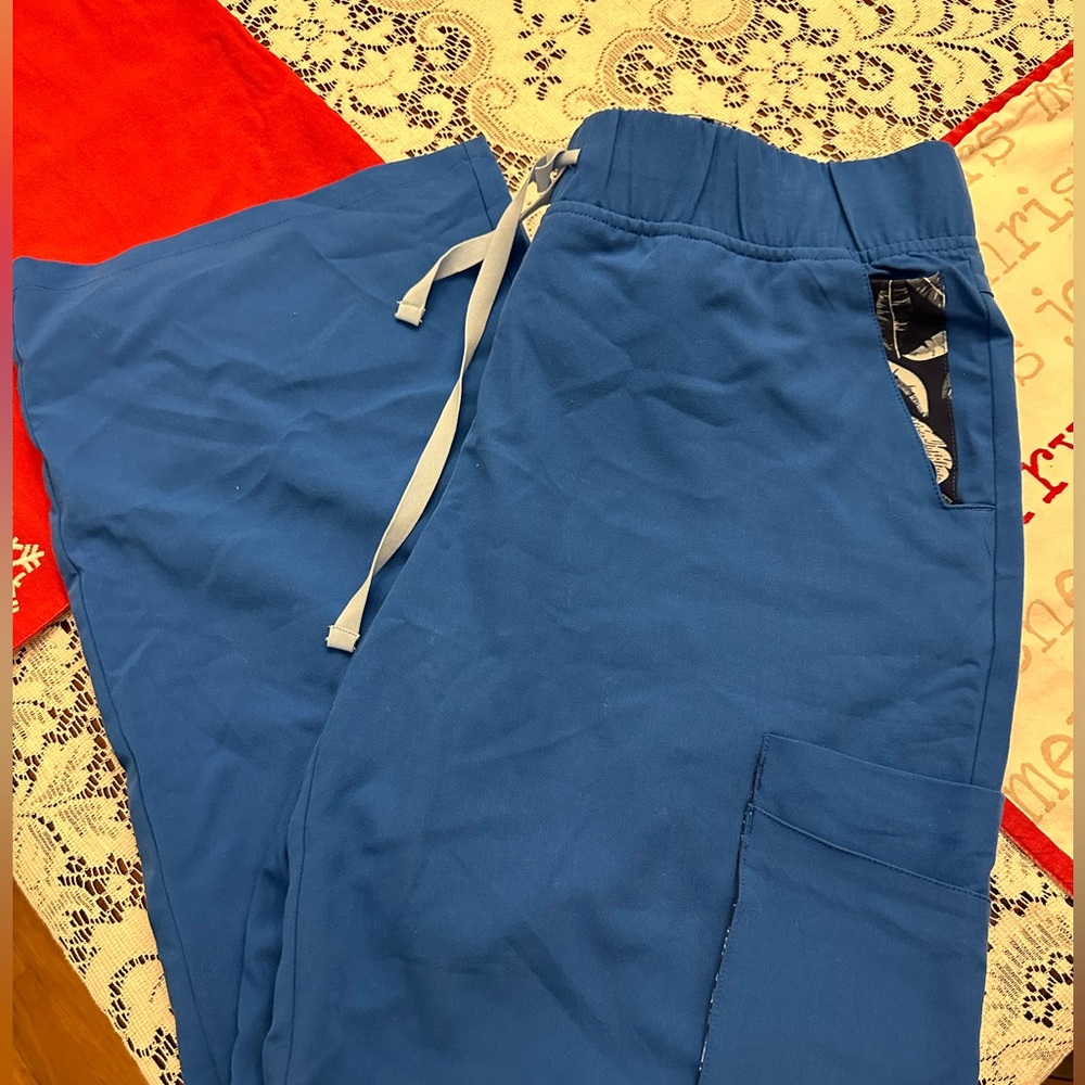 FIGS pants